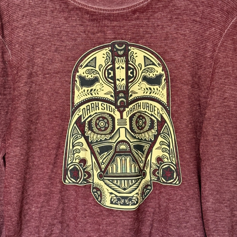 Men’s Star Wars Burgundy Long Sleeve Shirt Size M - Picture 2 of 8
